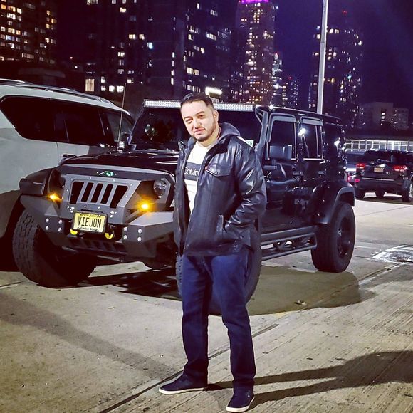 Meet your Posher, Rafael - Picture 1 of 1